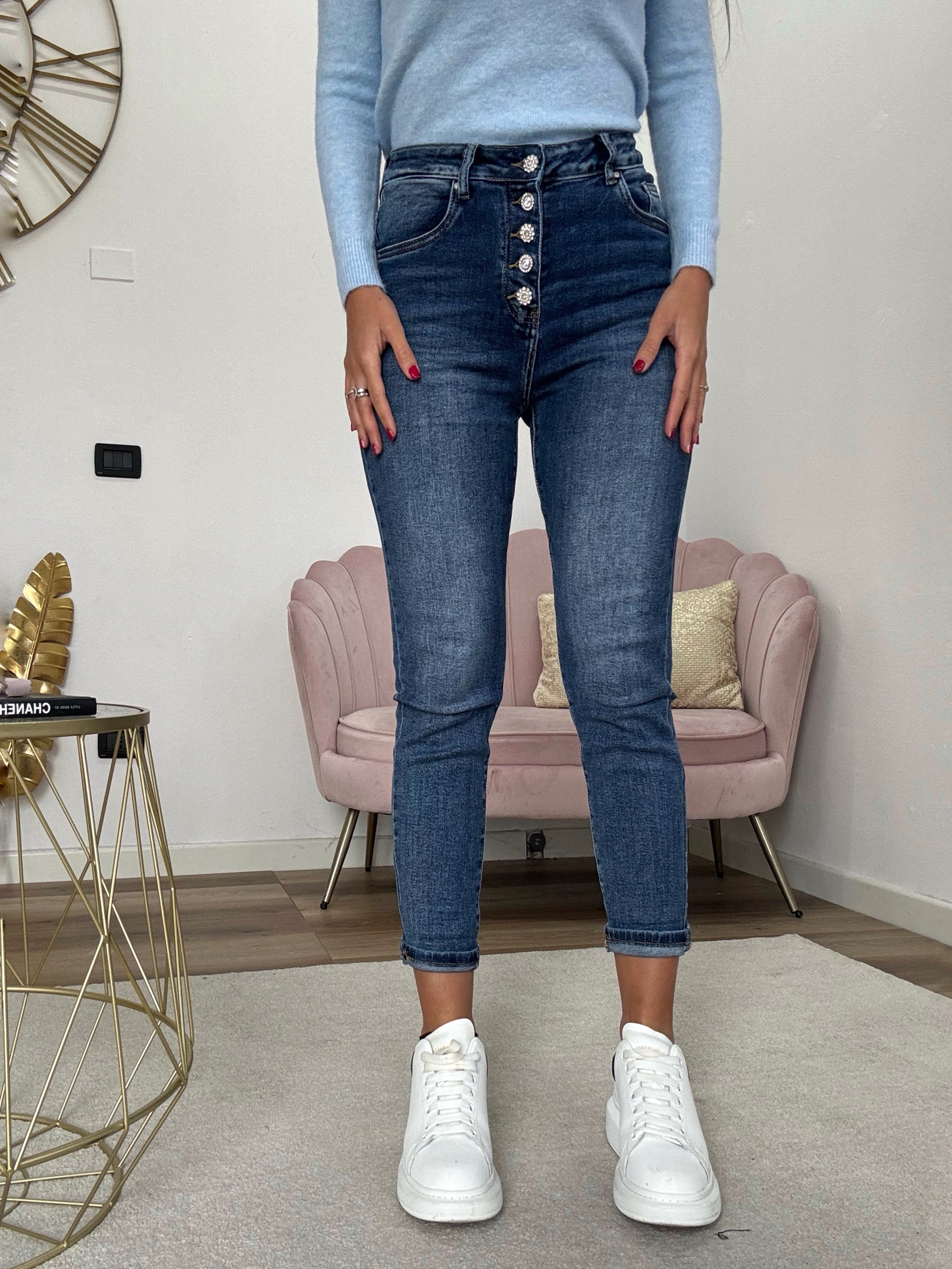 Jeans Mom Fit Bottoni Gioiello Denim